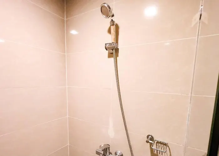 Spacious Executive 3br With Ps4 & Bathtub In Bgc