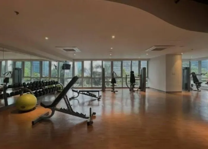 Apartment Spacious Executive 3br With Ps4 & Bathtub In Bgc *