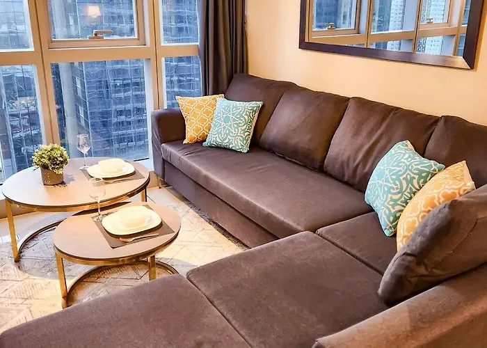 Apartment Spacious Executive 3br With Ps4 & Bathtub In Bgc Manila